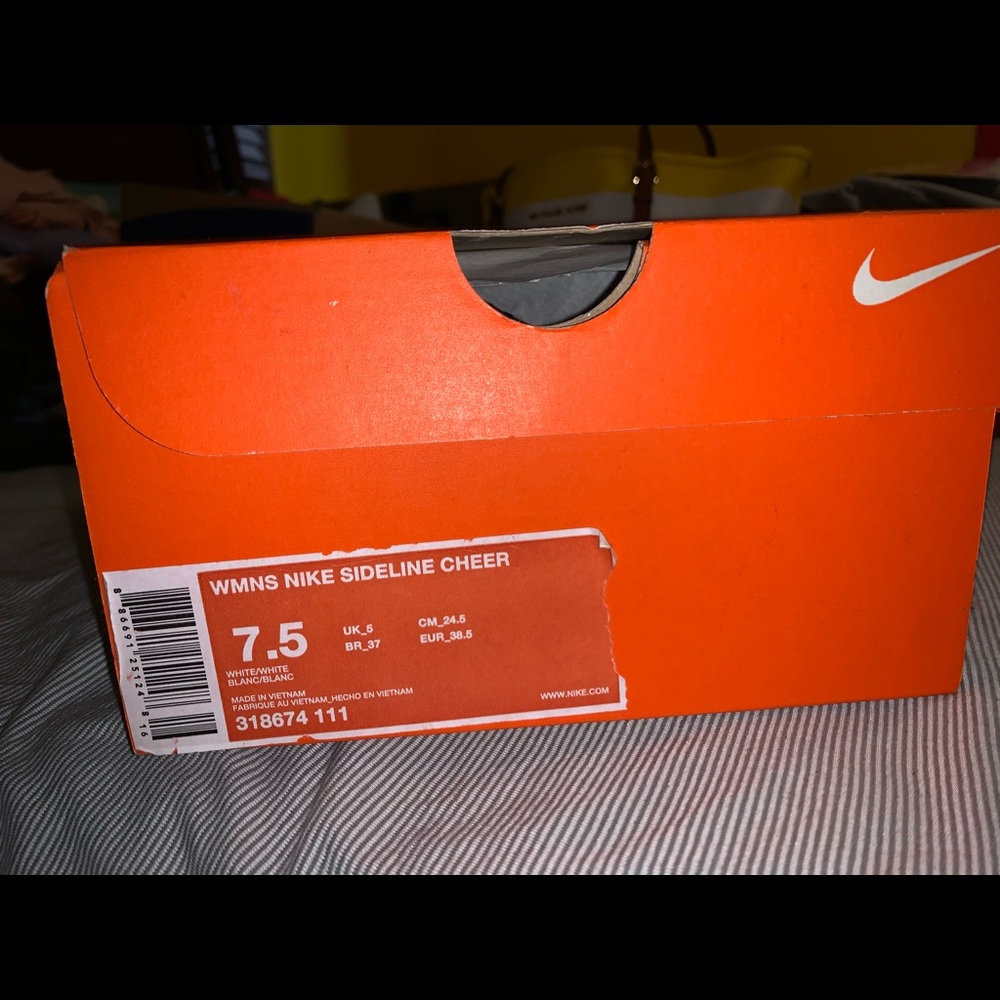 Woman’s Cheer Shoes - Picture 2 of 2